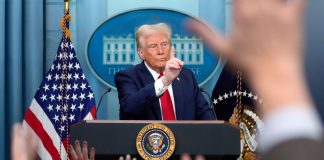 Ο Τραμπ ετοιμάζεται για εμπορικό πόλεμο με Καναδά και Μεξικό – Θα κάνει πράξη τις απειλές του αύριο;