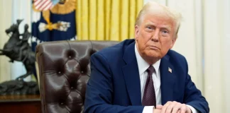 «Πακέτο» εθελουσίας εξόδου με μισθούς 8 μηνών προσφέρει ο Τραμπ για να παραιτηθεί έως το 10% των κρατικών υπαλλήλων