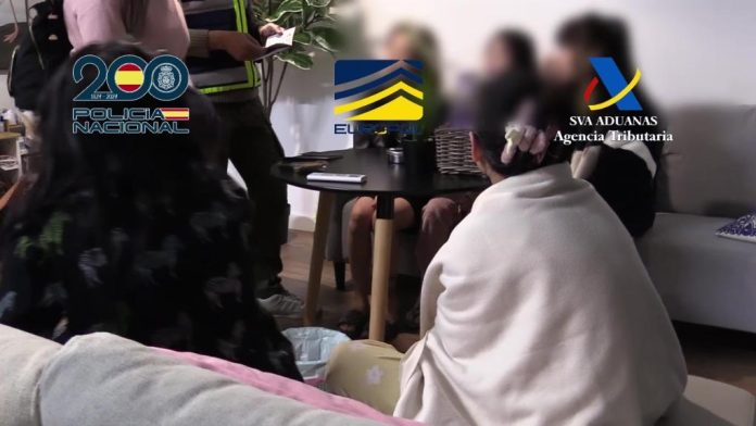 Έπιασαν Κινέζους που δρούσαν και στην Ελλάδα!