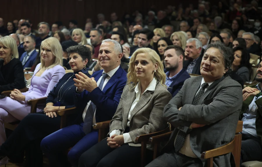 faac3e652fc1391ce392060b888abf36_L