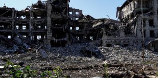 Ρωσική FΑΒ-500 «τελείωσε» το ουκρανικό εργοστάσιο παραγωγής κινητήρων drones – (VIDEO)