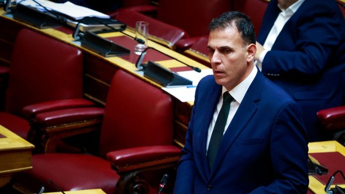 Καραμέρος: «Επικίνδυνος λαϊκισμός τα σόου που στήνει ο Γεωργιάδης κάθε φορά που επισκέπτεται νοσοκομεία»