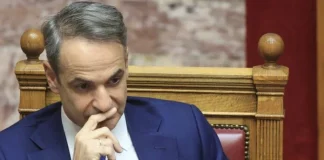 Αναγκαστική δεξιά στροφή του Κυριάκου!