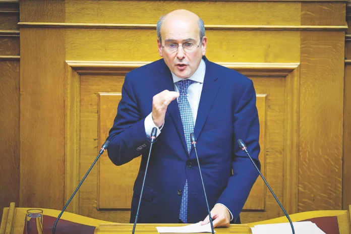 Οι ίδιες (πάλι) υποσχέσεις για μειώσεις φόρων