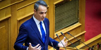 Ανεβάζει τους τόνους κατά του ΠΑΣΟΚ η κυβέρνηση για τα Τέμπη – Ο ανασχηματισμός και οι αλλαγές στο Μαξίμου