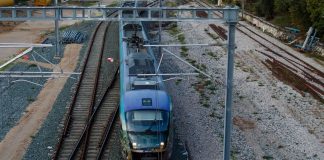 Προαστιακός: Περιπέτεια για 12 άτομα που εγκλωβίστηκαν στο ασανσέρ στον σταθμό «Νερατζιώτισσα»