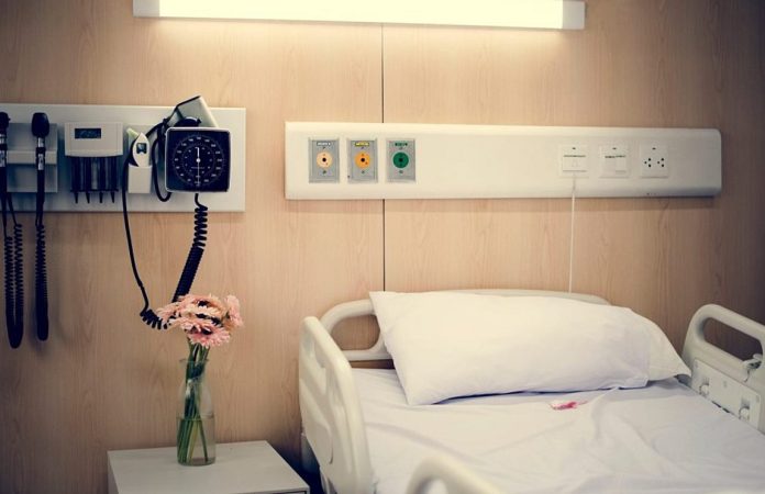 «Ερυθρός Σταυρός»: ΕΔΕ σε γιατρό που μίλησε για την ελεύθερη πτώση του ασανσέρ