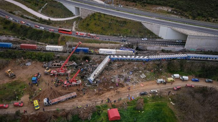 Τέμπη – Hellenic Train: «Αδειάζει» Φλωρίδη για το 13ο βαγόνι – Δικαιώνει Βελόπουλο που από την πρώτη στιγμή το ανέφερε