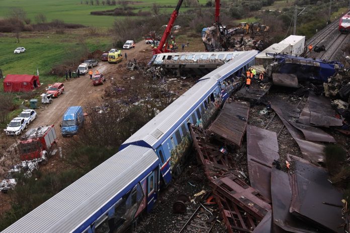 Τι έλεγαν πολιτικοί…δημοσιογράφοι…για τη δολοφονία των 57 ανθρώπων στα Τέμπη – (VIDEO)