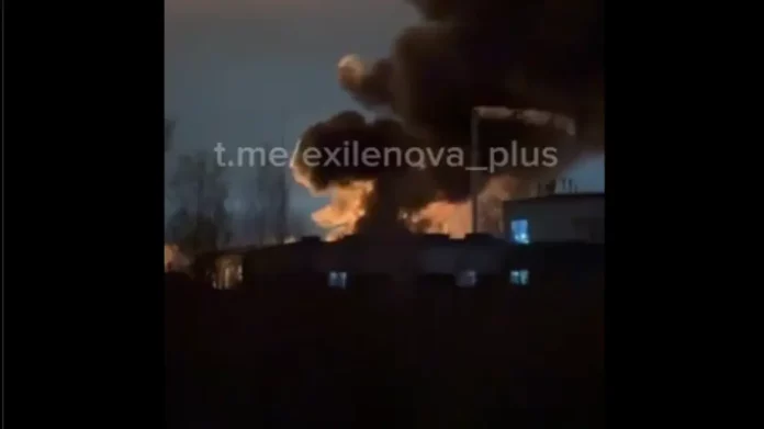 Το Κίεβο ανακοίνωσε ότι έπληξε τερματικό πετρελαϊκό σταθμό στην Τούλα της Ρωσίας Το Κίεβο ανακοίνωσε ότι έπληξε τερματικό πετρελαϊκό σταθμό στην Τούλα της Ρωσίας