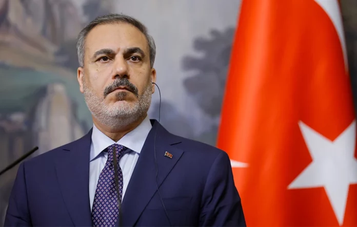 Στη Βαγδάτη ο Χακάν Φιντάν – Ζήτησε από το Ιράκ να κηρύξει το ΡΚΚ τρομοκρατική οργάνωση