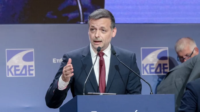 Απάντηση Δούκα στον Χαρδαλιά: Τον ενοχλεί η αλήθεια