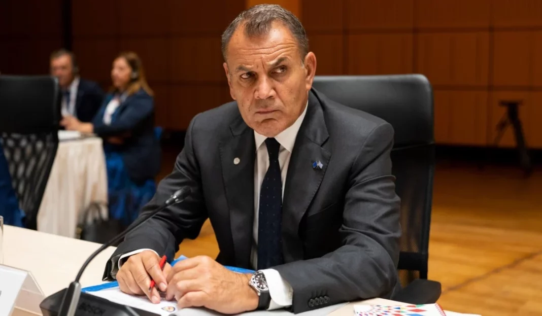 067eb7203671054659607782296e23bb_XL