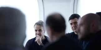 Έχει αρχίσει η αντίστροφη μέτρηση για τον Μητσοτάκη;