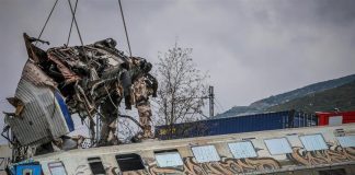 ΣΥΡΙΖΑ: Πίεση στην κυβέρνηση σε όλα τα μέτωπα εν αναμονή των εξελίξεων στα Τέμπη