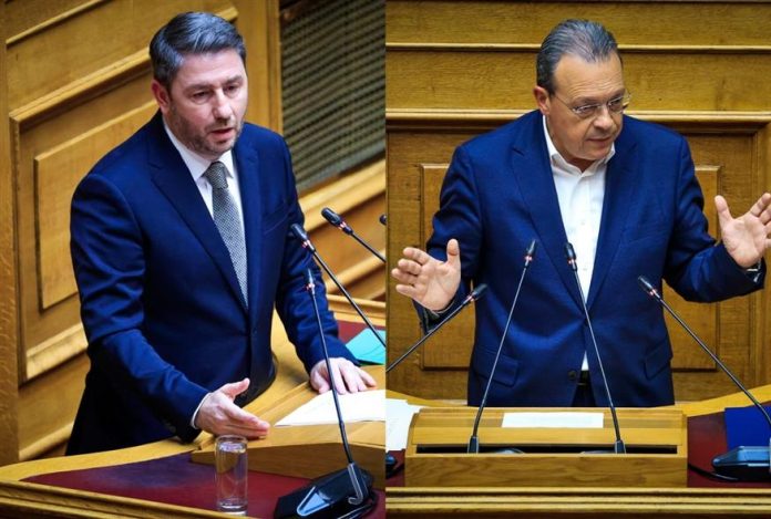 ΠΑΣΟΚ και ΣΥΡΙΖΑ: Όλα των συνεργασιών δύσκολα – Πού «κολλάει» η παραμικρή συνεννόηση για κοινό βηματισμό στα Τέμπη