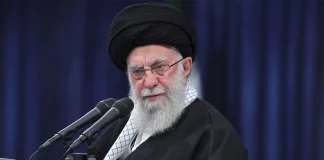 Ο Χαμενεΐ λέει ότι η εμπειρία έχει αποδείξει ότι οι συνομιλίες με τις ΗΠΑ «δεν είναι έξυπνες»