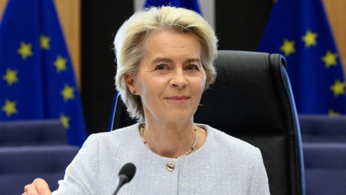 Κομισιόν: Η ΕΕ θέλει να κινητοποιήσει 200 δισ. ευρώ σε επενδύσεις για την Τεχνητή Νοημοσύνη