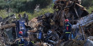 «Φλου αρτιστίκ» το πόρισμα του ΕΜΠ για τα Τέμπη