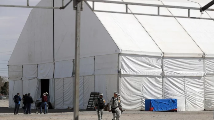 Μετανάστες στο Γκουαντάναμο: ΜΚΟ προσφεύγει στη δικαιοσύνη κατά της κυβέρνησης Τραμπ