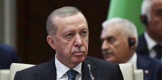 Τουρκία: Σε δύσκολη θέση ο Ερντογάν, δέχεται «πυρά» γιατί αντέδρασε υποτονικά στις απειλές Τραμπ για τη Γάζα