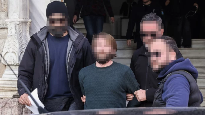 Πήρε προαγωγή ο ψυχίατρος που είχε εξετάσει τον Γάλλο προτού παρασύρει και σκοτώσει την 36χρονη στο Ηράκλειο