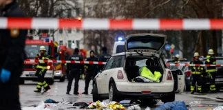 Πέθαναν μητέρα και κορίτσι 2 ετών που είχαν τραυματιστεί από τον Αφγανό στο κέντρο του Μονάχου