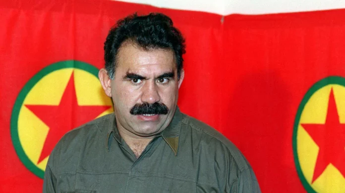 Λευκή σημαία από Οτσαλάν – Ζήτησε από το PKK να παραδώσει τα όπλα