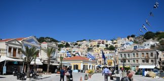 Σύμη: “Ο 15χρονος ήθελε να φάνε πρώτα τη γυναίκα μου και μετά εμένα” λέει ο πατέρας της 13χρονης