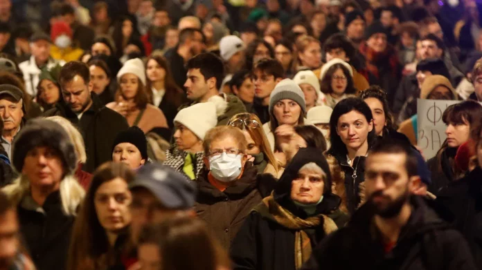Χιλιάδες διαδηλωτές στη Βόρεια Μακεδόνια διαμαρτυρήθηκαν ξανά για τη διαφθορά στη χώρα