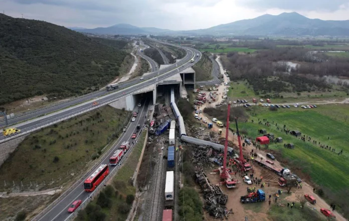 Τέμπη: «Τα βίντεο που βγαίνουν τώρα δεν με συγκινούν, ξέρουμε την αλήθεια» λέει η μητέρα της Ιφιγένειας