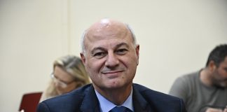 Τσιάρας για Τέμπη: Η κυβέρνηση θέλει να βγουν όλα στο φως -Πυρά στο ΠΑΣΟΚ για ad hoc ερμηνεία του πορίσματος