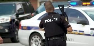 ΗΠΑ: Η στιγμή που άνδρας ανατινάζει τη σύζυγό του μέσα στο αυτοκίνητο μετά από τσακωμό (VIDEO)