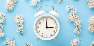Αλλαγή ώρας 2025: Πότε γυρίζουμε τα ρολόγια μας μία ώρα μπροστά