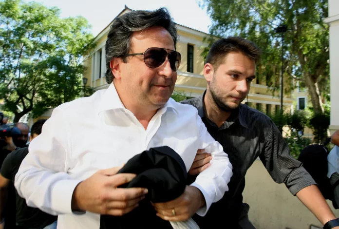 Η δίκη του Βίκτωρα Ρέστη και η εμπλοκή βουλευτή της ΝΙΚΗΣ!