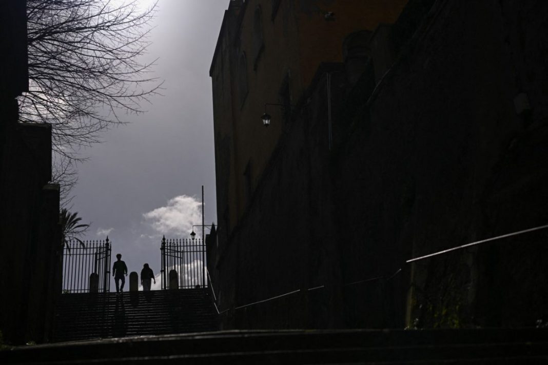 2025-02-27T113021Z_1923159913_RC2X2DA4N3EZ_RTRMADP_5_POPE-FRANCIS-HEALTH-1200x800