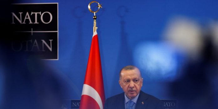 Για ΝΑΤΟ-Τουρκία θα πληρώσουμε, όχι για Ευρωάμυνα