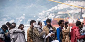 Παράνομος μετανάστης προκαλεί νεαρό Ελβετό και «τρώει» το ξύλο της χρονιάς του (VIDEO)