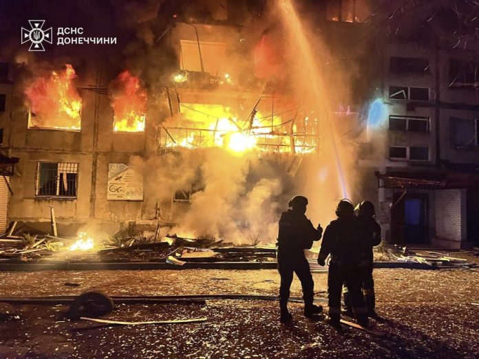 Ουκρανία: Τουλάχιστον 25 νεκροί από το νέο κύμα ρωσικών επιδρομών