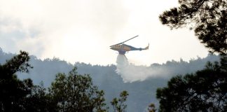 Φωτιά τώρα στη Λευκάδα – Σηκώθηκε ελικόπτερο