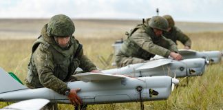 Μαζικά χτυπήματα drones μεταξύ ρωσικών και ουκρανικών δυνάμεων