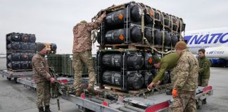 Οι Αμερικανοί «ξηλώνουν» βάση στην Πολωνία όπου μεταφέρονταν τα όπλα πριν προωθηθούν στην Ουκρανία