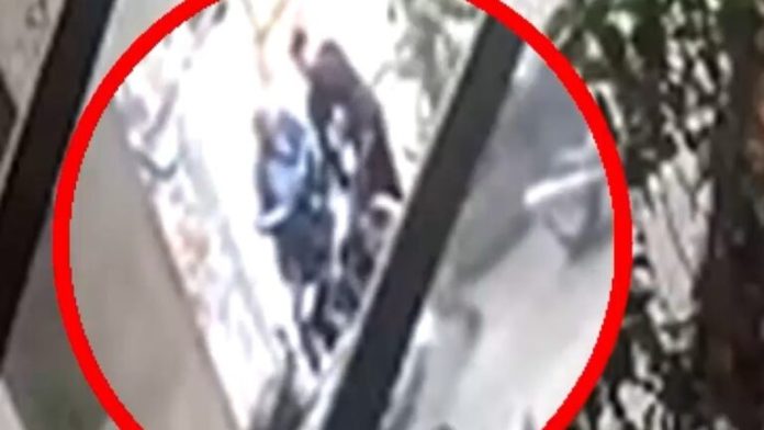 Έμφραγμα και κάταγμα στον αυχένα υπέστη ο άστεγος που πέθανε σε εστιατόριο – Τι έδειξε η ιατροδικαστική εξέταση