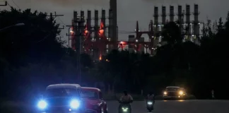 Εκτεταμένη διακοπή ηλεκτροδότησης στην Κούβα, στο σκοτάδι μεγάλο τμήμα της χώρας