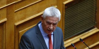Συνέχεια στο γαλάζιο αντάρτικο για τις αυξήσεις στους ένστολους παρά το κυβερνητικό «φρένο» – Η ερώτηση Δημοσχάκη