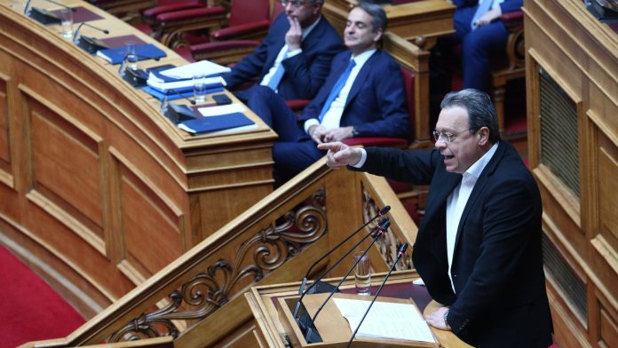 ΣΥΡΙΖΑ: Προανακριτική, προοδευτικός διάλογος και σταδιακή στροφή και στην οικονομική και κοινωνική ατζέντα