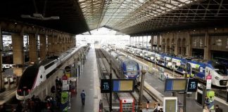 Γαλλία: Διακοπή δρομολογίων τρένων στο Παρίσι λόγω βόμβας του Β΄ Παγκοσμίου Πολέμου που βρέθηκε στις γραμμές