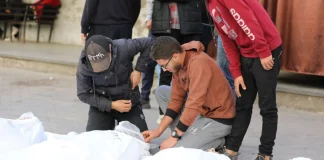 Τουλάχιστον 85 Παλαιστίνιοι σκοτώθηκαν σήμερα σε ισραηλινούς βομβαρδισμούς στη Λωρίδα της Γάζας