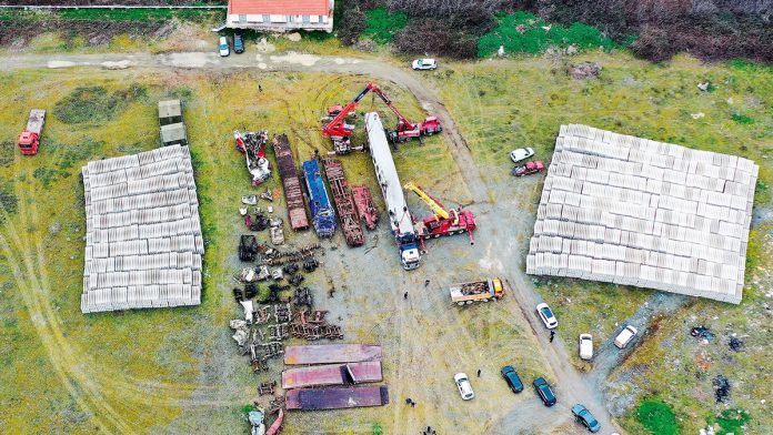 Τέμπη: Αυτοψία από κλιμάκιο της Πυροσβεστικής στον τόπο της τραγωδίας – Καταθέτουν πέντε νέοι μάρτυρες