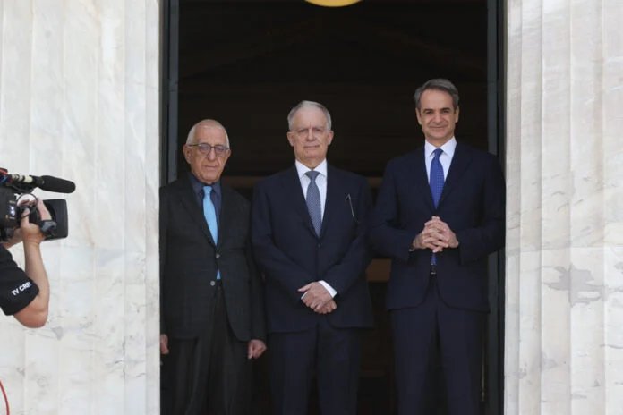 mitsotakis-1-696x464